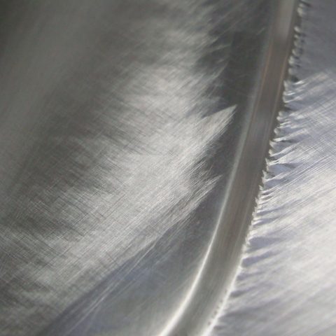 Frässpuren auf Aluminium